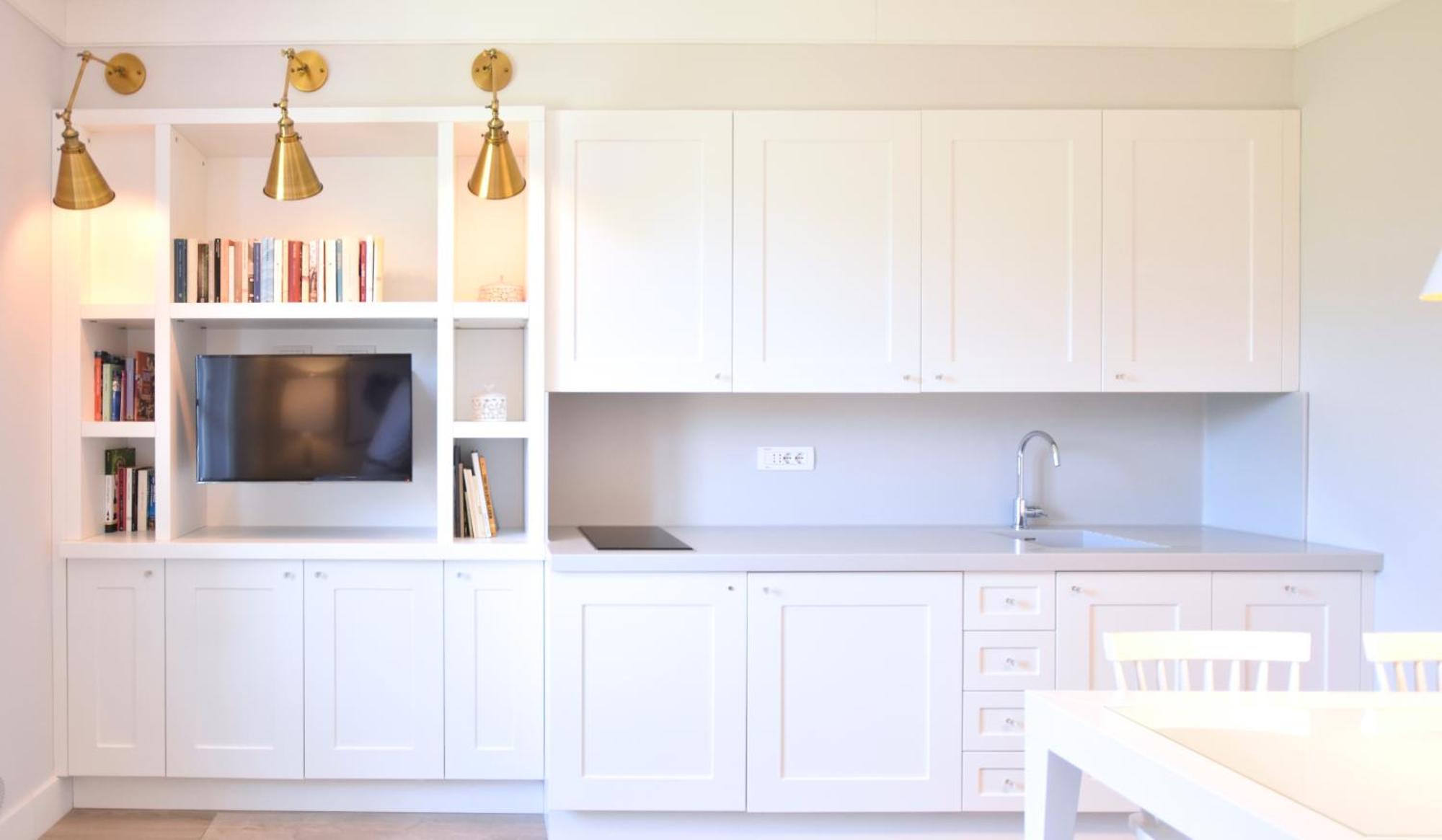 One-Bedroom Apartment Annex