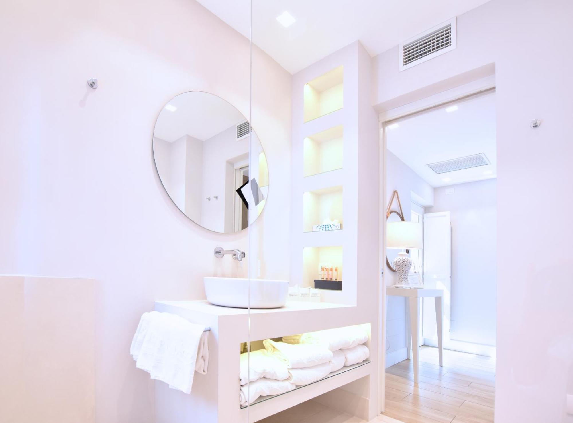 One-Bedroom Apartment Annex