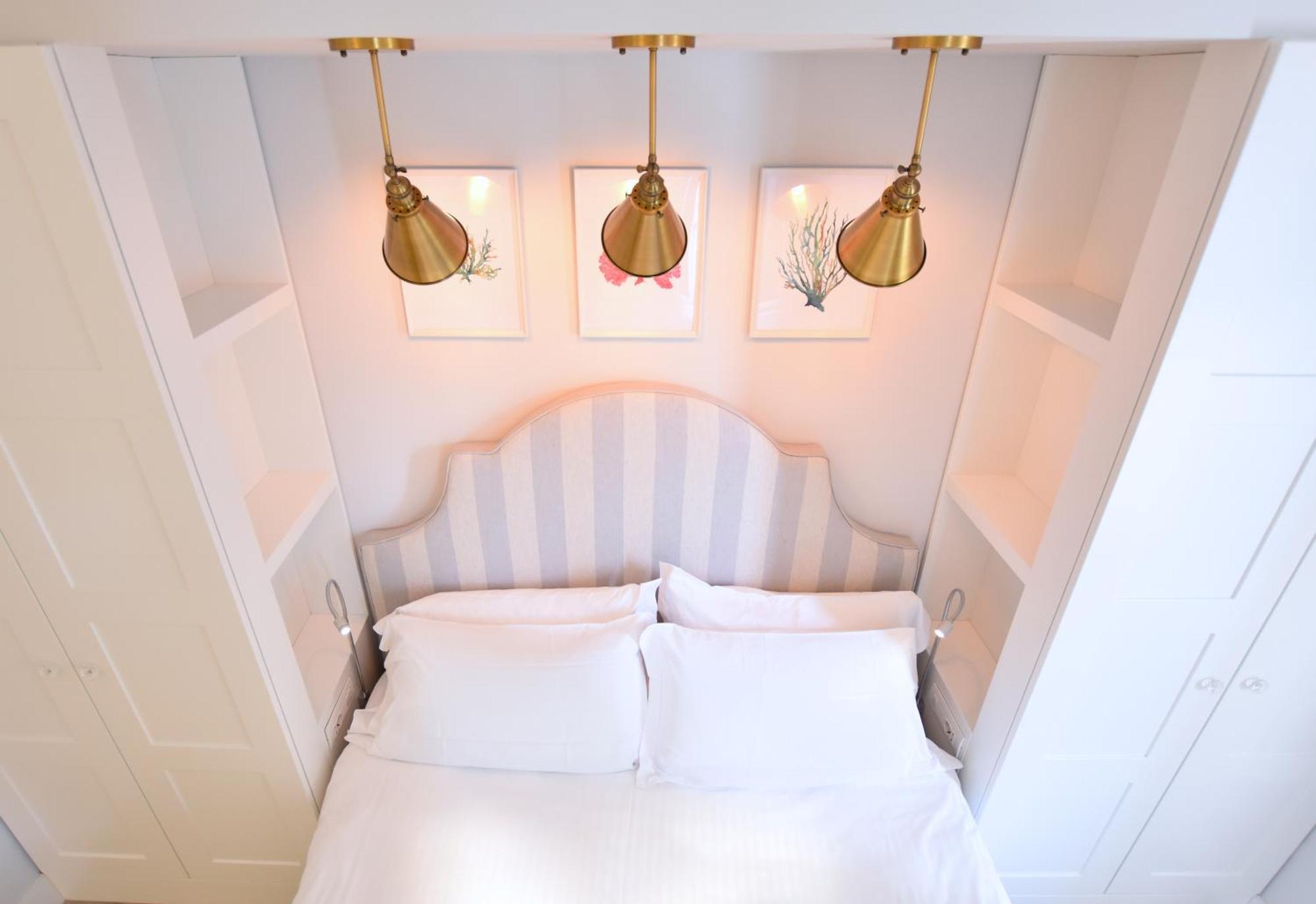 One-Bedroom Apartment Annex