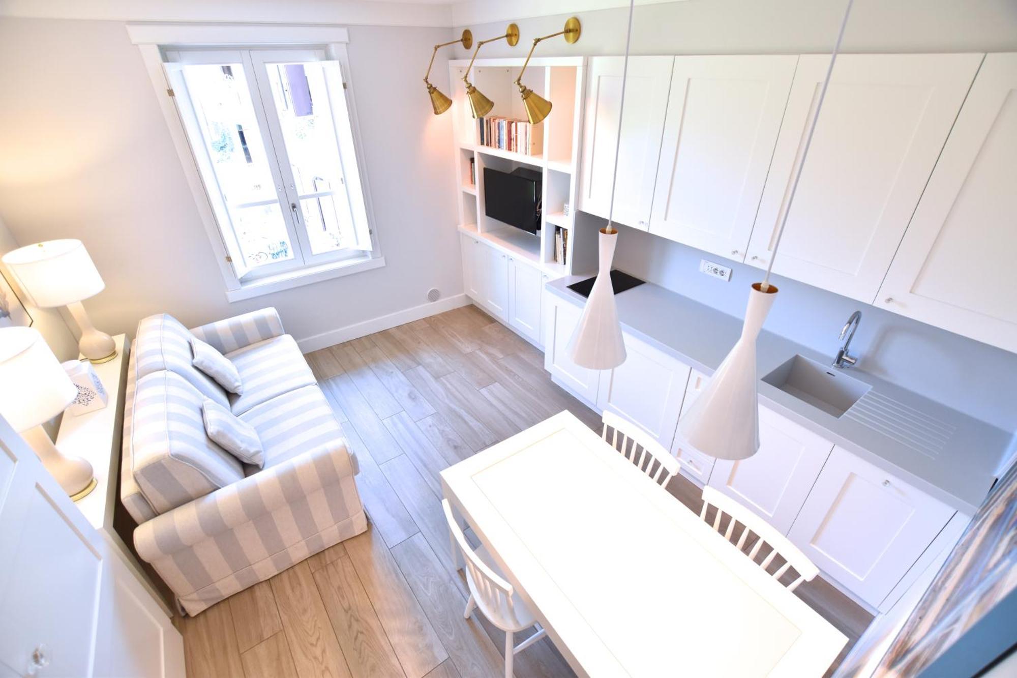 One-Bedroom Apartment Annex