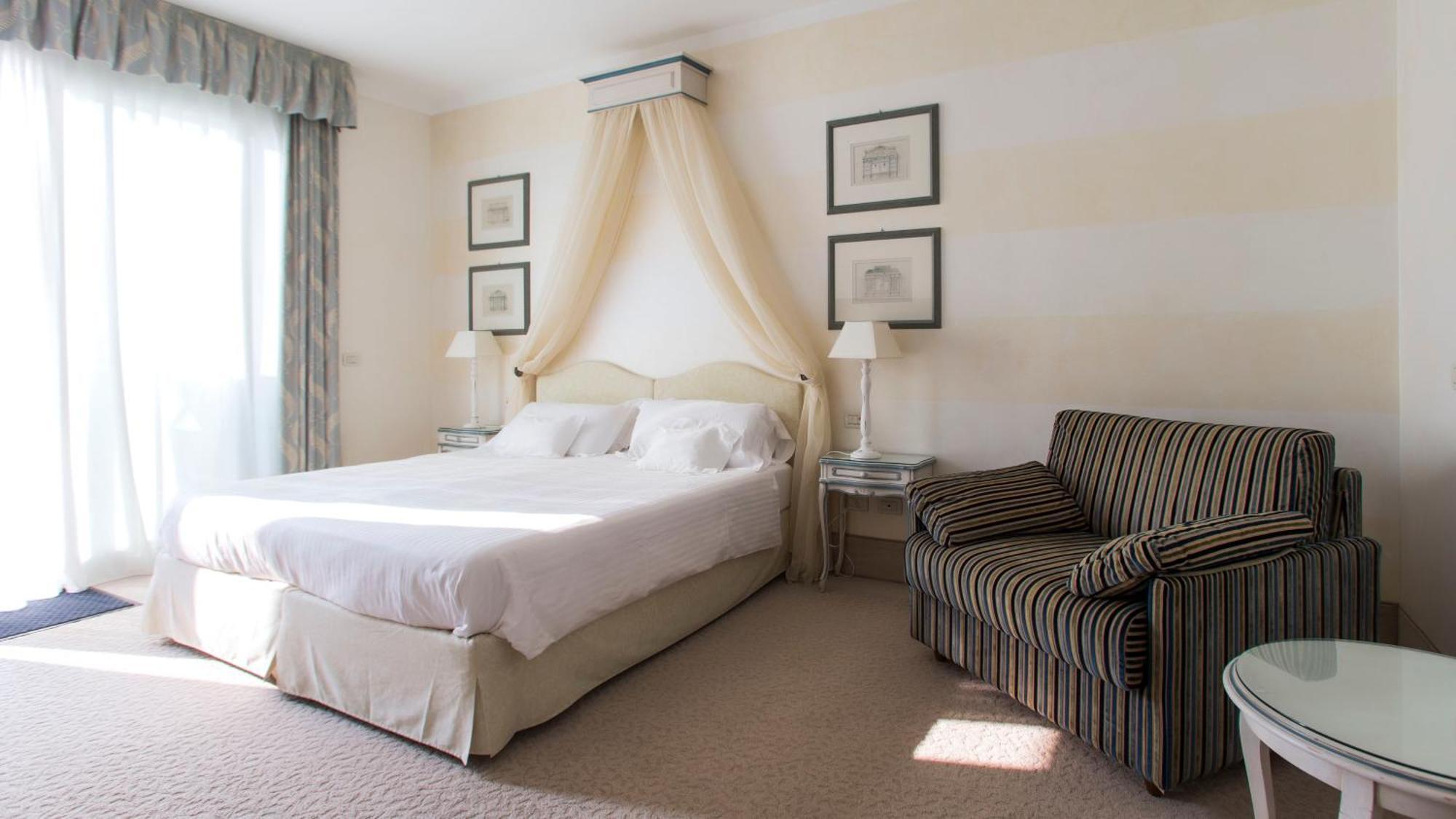 Junior Suite Lake View